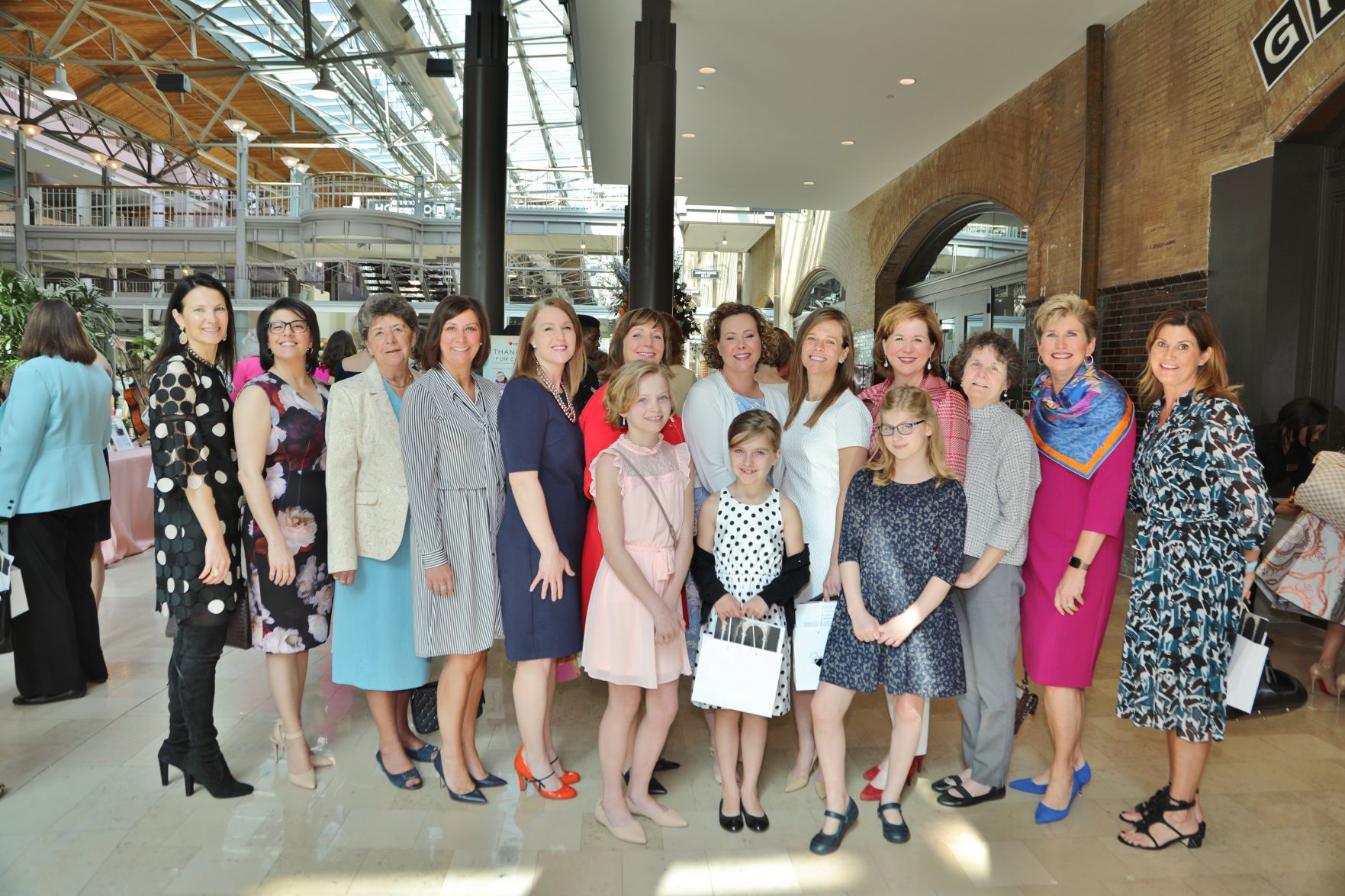 Anya Donaldson, Tricia Spence, Loretta and Kim Grbac, Jenni Bingaman, Kay Bradley, Stacie Owens, Maggie Moore, Laura Ellenhorn, Ellen Burkemper, Merry Mosbacher, Front: Maggie Owens, Sadie Moore, Katherine Rose Ellenhorn